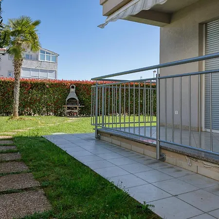 Διαμέρισμα Dana With Garden & Grill *