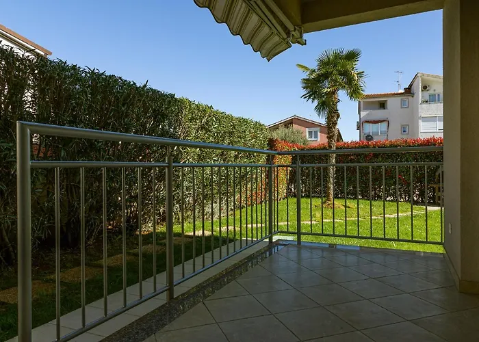 Dana With Garden & Grill Διαμέρισμα *